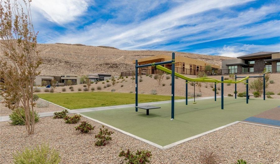 5192 Rock Daisy Dr, Las Vegas, NV 89135 - 3 Beds, 5 Bath