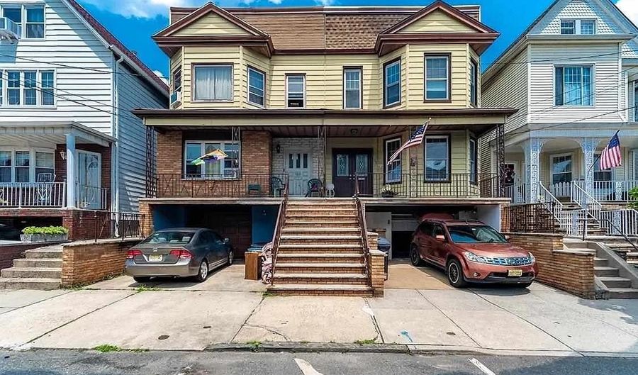 79 W 16TH St 1, Bayonne, NJ 07002 - 3 Beds, 1 Bath