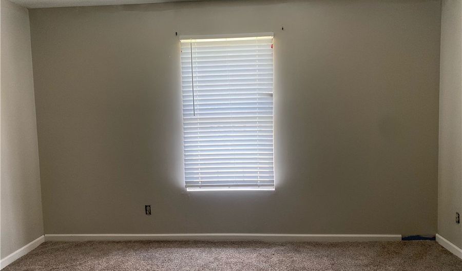 105 Waldorf St, Ahoskie, NC 27910 - 3 Beds, 2 Bath