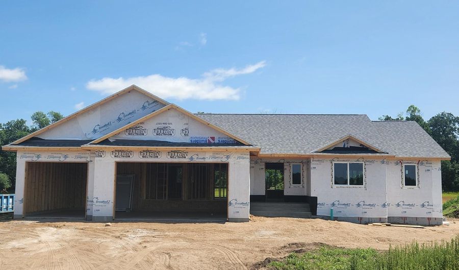 4825 Chainview Dr NW, Alexandria, MN 56308 - 4 Beds, 3 Bath