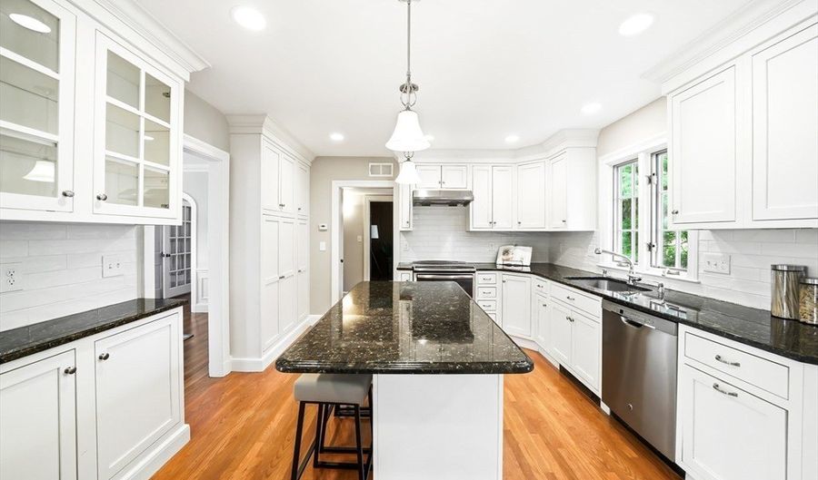 28 Homer Rd, Belmont, MA 02478 - 6 Beds, 6 Bath