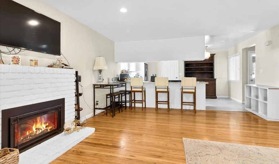 505 Clubhouse Dr, Aptos, CA 95003 - 3 Beds, 2 Bath