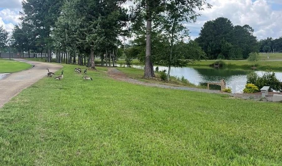 105 Southland Ridge Dr, Americus, GA 31709 - 2 Beds, 2 Bath