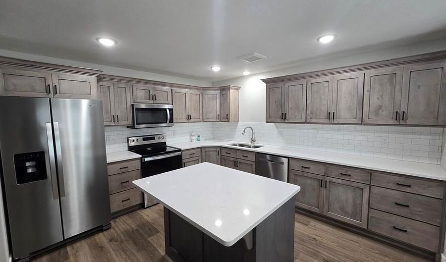 2602 Baylor Dr, Ammon, ID 83406 - 4 Beds, 4 Bath