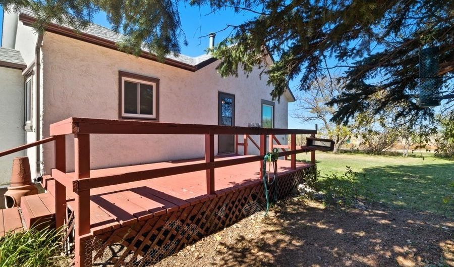 108 WOLCOTT St, Albin, WY 82050 - 2 Beds, 1 Bath