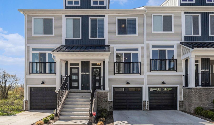 2759 Bristol Ridge Dr, Ann Arbor, MI 48105 - 4 Beds, null Bath