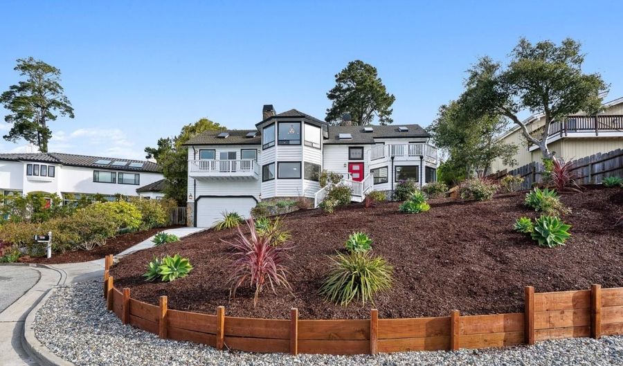 607 Saint Andrews Dr, Aptos, CA 95003 - 4 Beds, 3 Bath