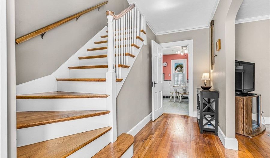 48 Ellison Ave, Boston, MA 02126 - 4 Beds, 2 Bath