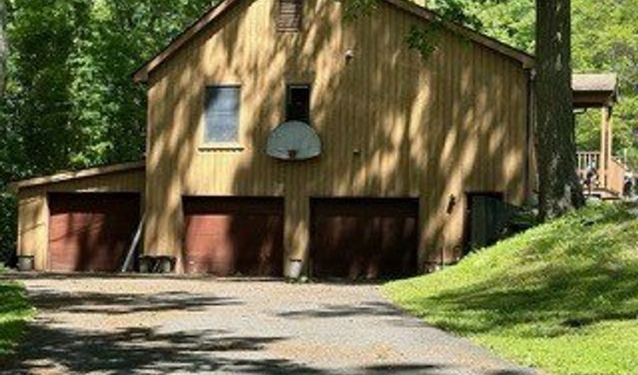 202 Crane Hollow Rd, Bethlehem, CT 06751 - 0 Beds, 2 Bath