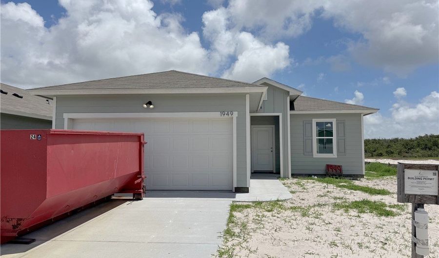 1949 Topwater, Aransas Pass, TX 78336 - 3 Beds, 3 Bath