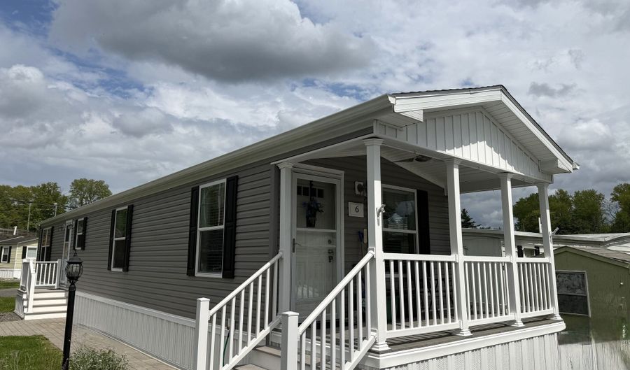 Maple Lane 6, Danbury, CT 06810 - 2 Beds, 1 Bath