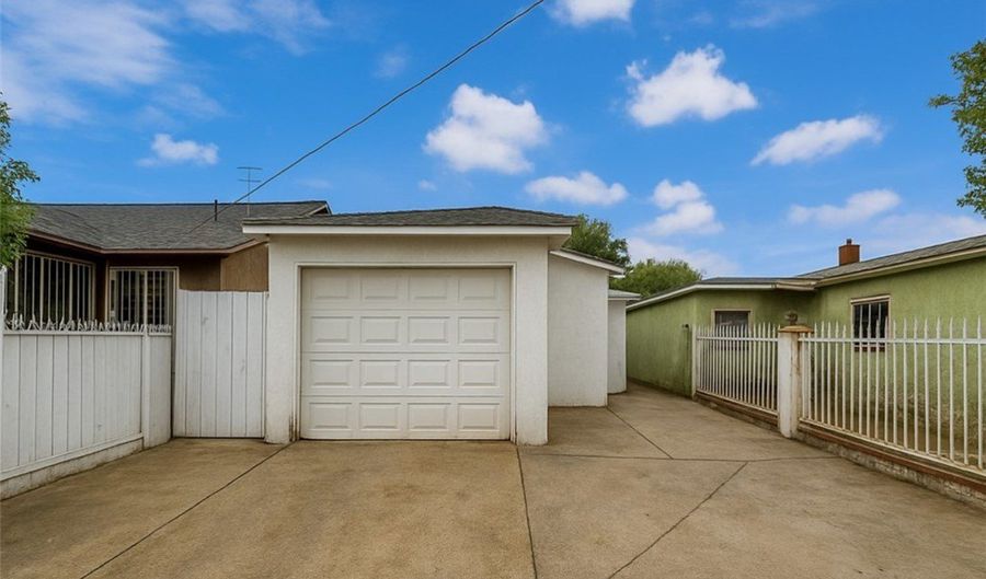 10341 Croesus Ave, Los Angeles, CA 90002 - 4 Beds, 2 Bath