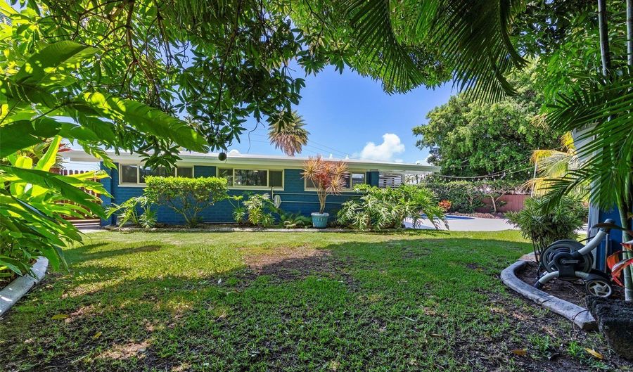361 Iliaina St, Kailua, HI 96734 - 4 Beds, 3 Bath