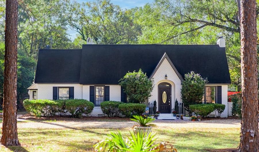 918 Fifth Ave, Albany, GA 31701 - 4 Beds, 5 Bath