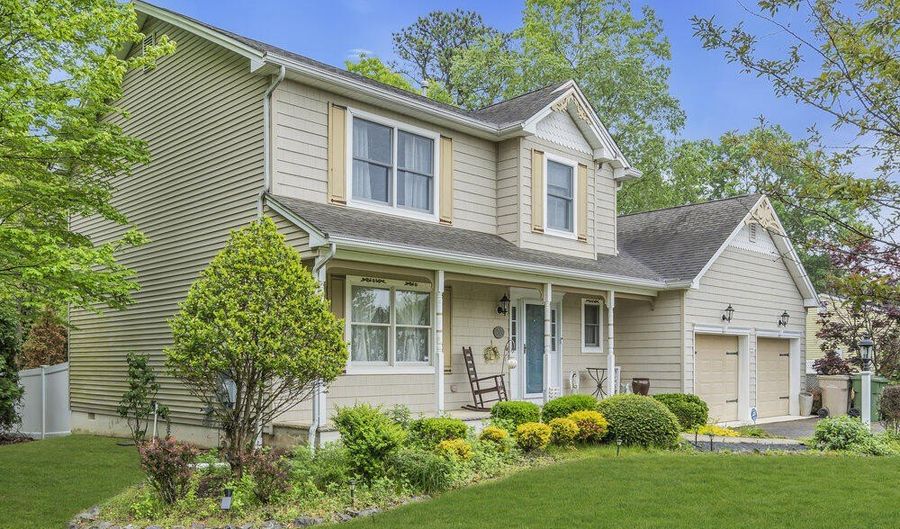 65 Pelican Dr, Bayville, NJ 08721 - 3 Beds, 3 Bath