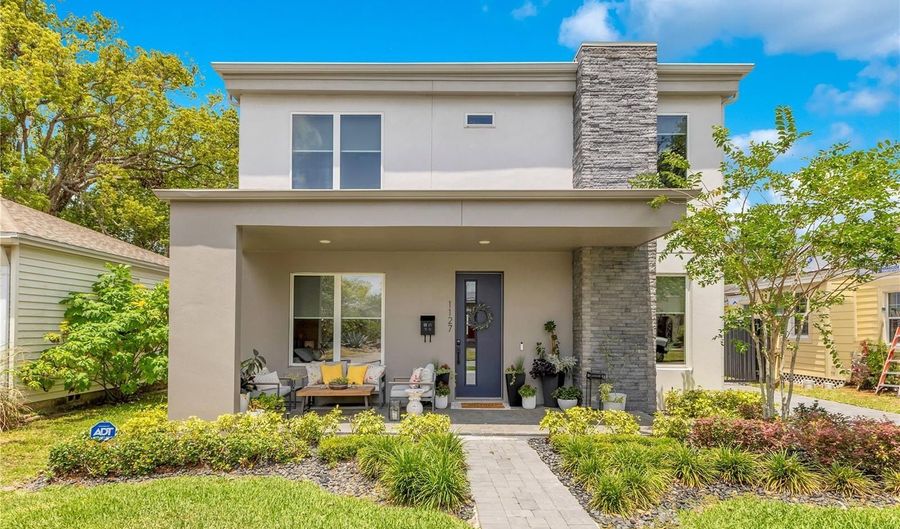 1127 W HARVARD St, Orlando, FL 32804 - 5 Beds, 3 Bath