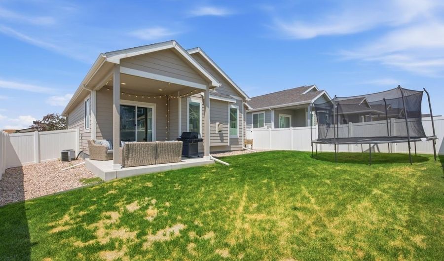 3615 RED FEATHER Trl, Cheyenne, WY 82001 - 3 Beds, 2 Bath