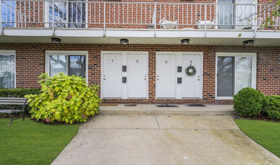 114 3rd Ave 8, Belmar, NJ 07719 - 1 Beds, 1 Bath