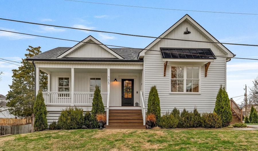 705 Kuhn St, Barboursville, WV 25504 - 3 Beds, 3 Bath