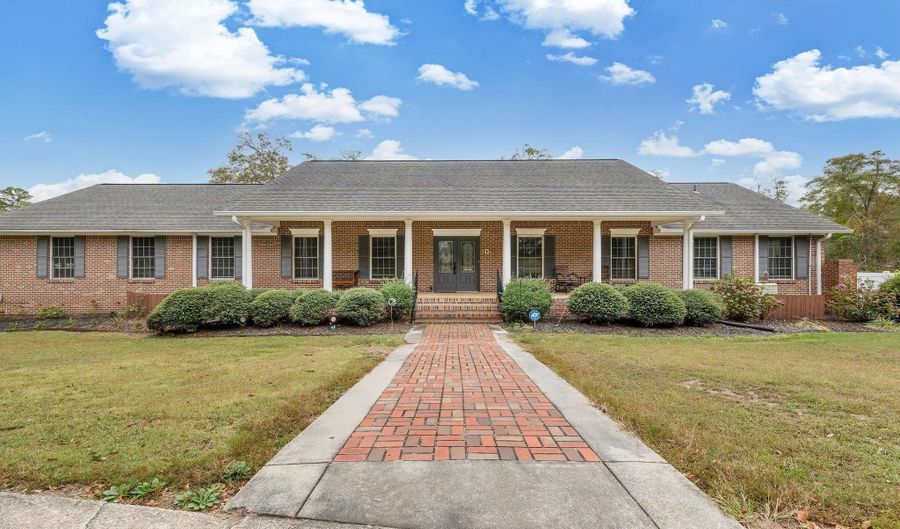 489 Solitude Ave, Albertville, AL 35950 - 5 Beds, 5 Bath