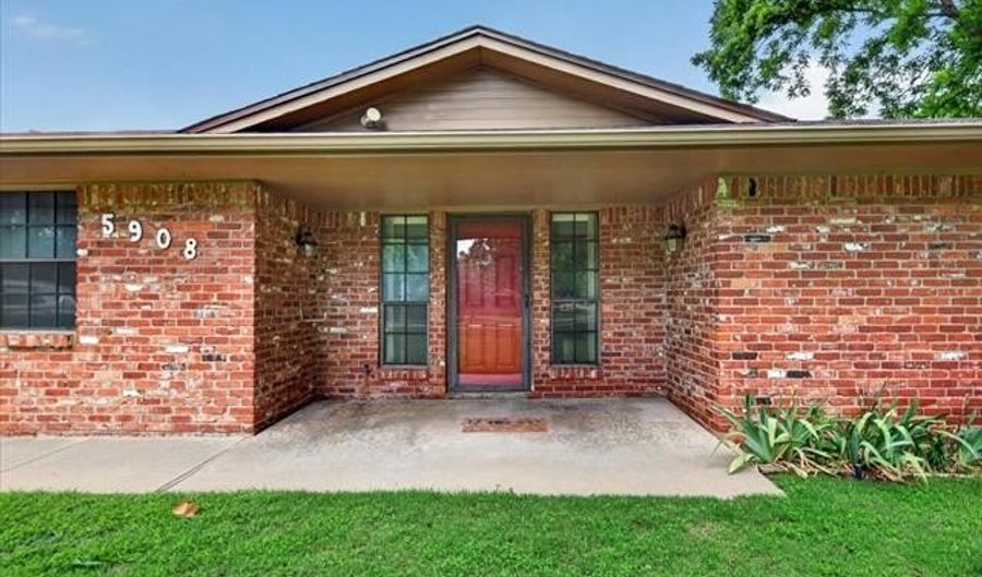 5908 Whitney Ln, Bartlesville, OK 74006 - 4 Beds, 2 Bath