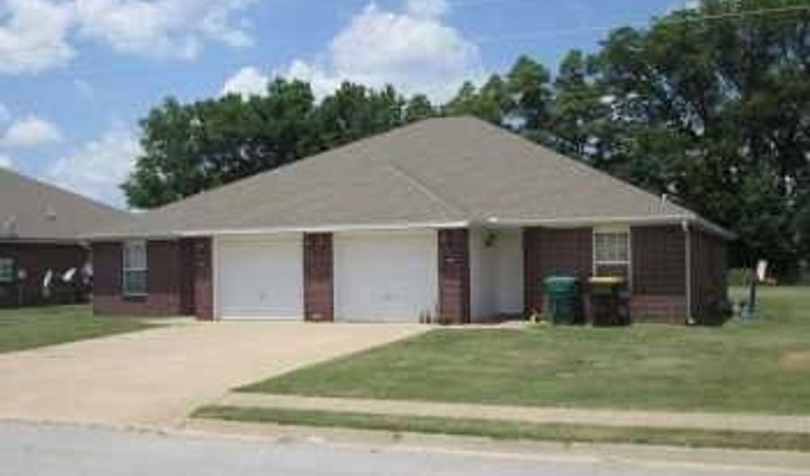 837 Meadowlands Dr, Centerton, AR 72719 - 3 Beds, 2 Bath