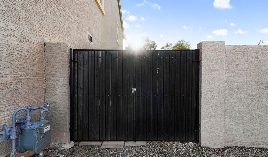 2837 N MYSTIC Ct, Casa Grande, AZ 85122 - 4 Beds, 3 Bath