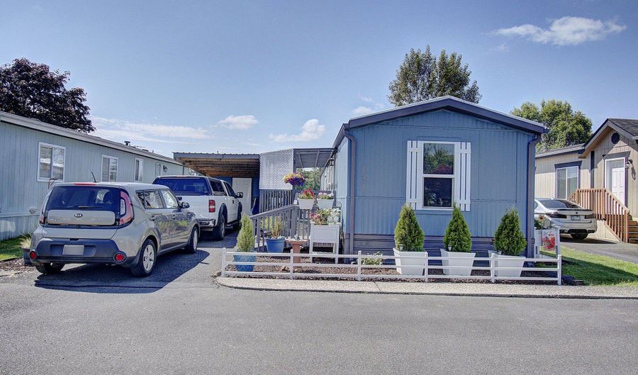 300 SW 7TH Ave 131, Battle Ground, WA 98604 - 2 Beds, 2 Bath