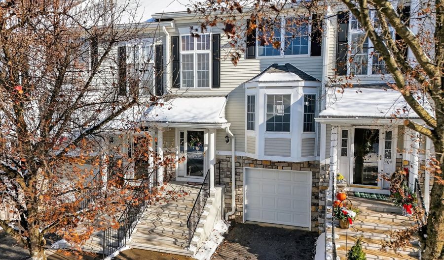 1403 Revere Rd 1403, Danbury, CT 06811 - 2 Beds, 2 Bath