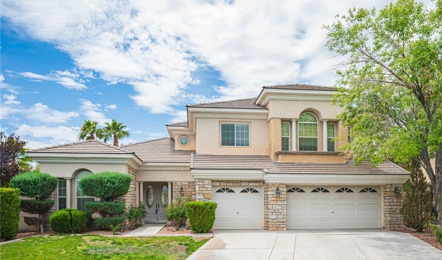 2885 Barrow Downs St, Las Vegas, NV 89135 - 5 Beds, 5 Bath