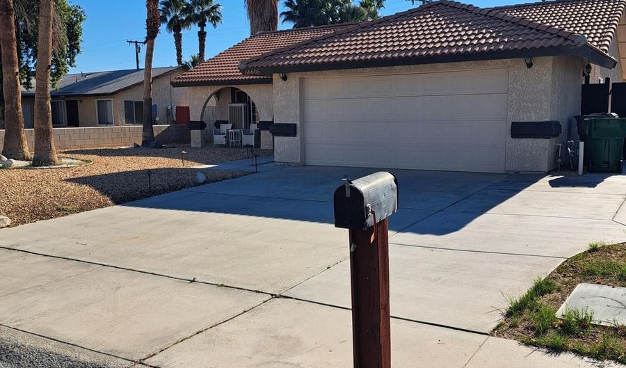 68605 Tortuga Rd, Cathedral City, CA 92234 - 5 Beds, 4 Bath
