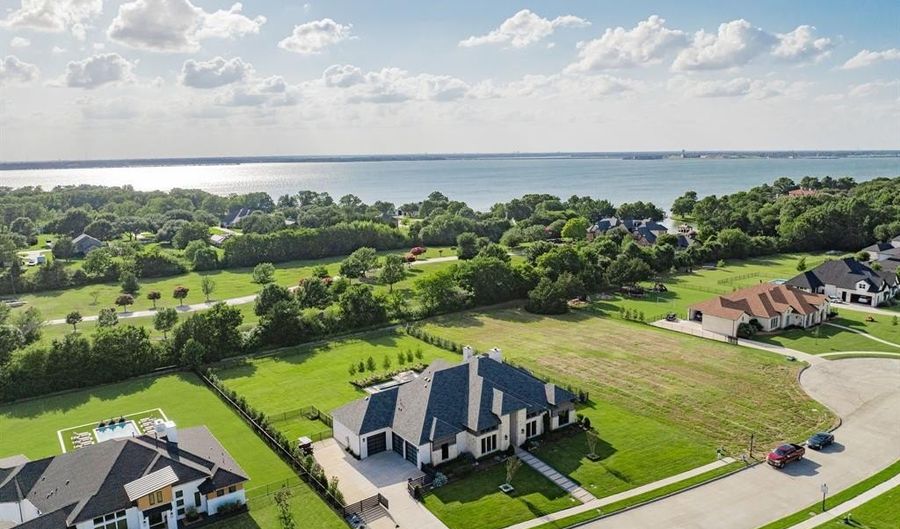 109 Ambrosia Ln, Heath, TX 75032 - 4 Beds, 4 Bath