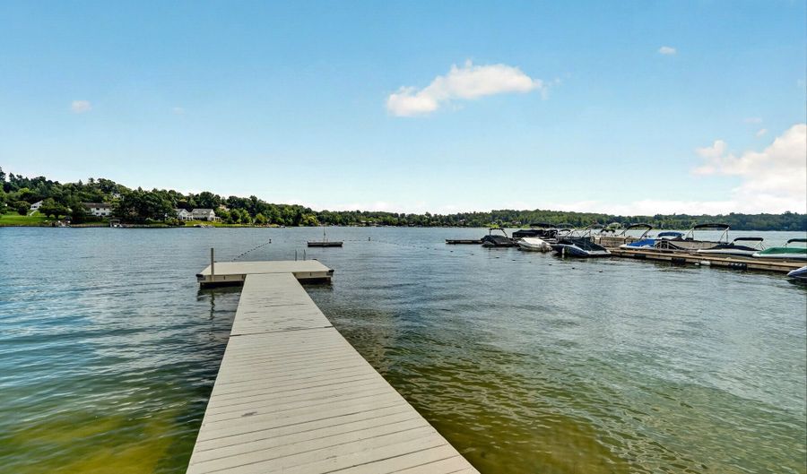 78 Arrowhead Rd, Brookfield, CT 06804 - 3 Beds, 2 Bath