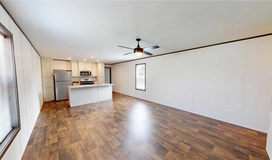 2401 Gene Ave, Albert Lea, MN 56007 - 3 Beds, 2 Bath