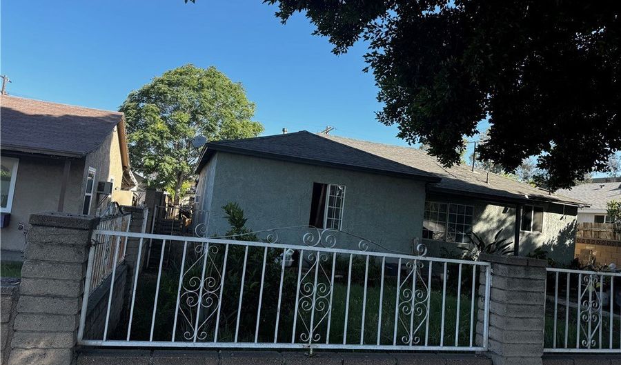 13607 Terra Bella St, Arleta, CA 91331 - 3 Beds, 2 Bath