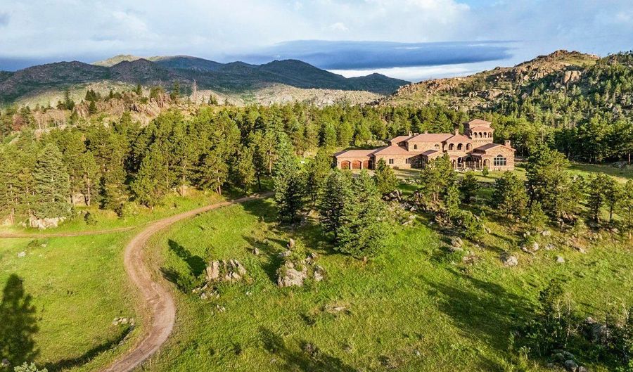 9200 Old Flowers Rd, Bellvue, CO 80512 - 4 Beds, 6 Bath
