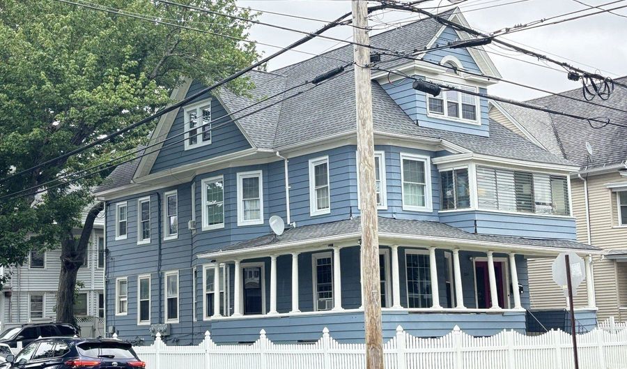 550 Laurel Ave, Bridgeport, CT 06605 - 8 Beds, 5 Bath