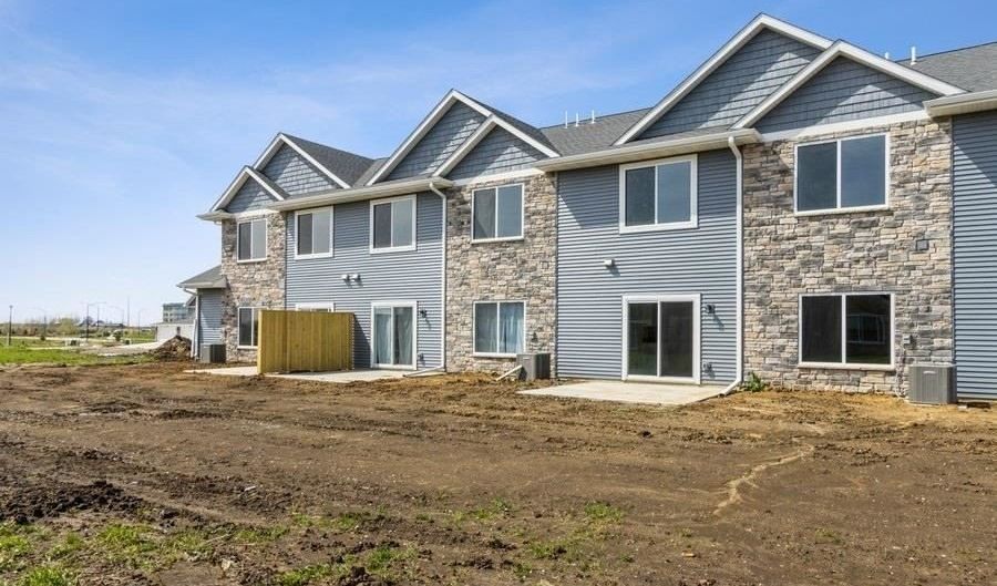 2224 Eversull Ln, North Liberty, IA 52317 - 3 Beds, 3 Bath