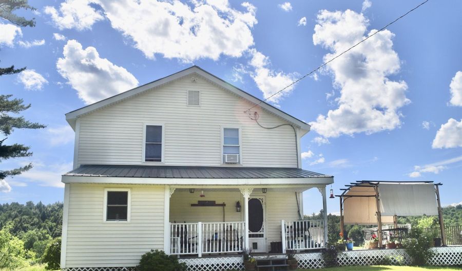 1823 Lost Nation Rd, Bakersfield, VT 05448 - 3 Beds, 2 Bath