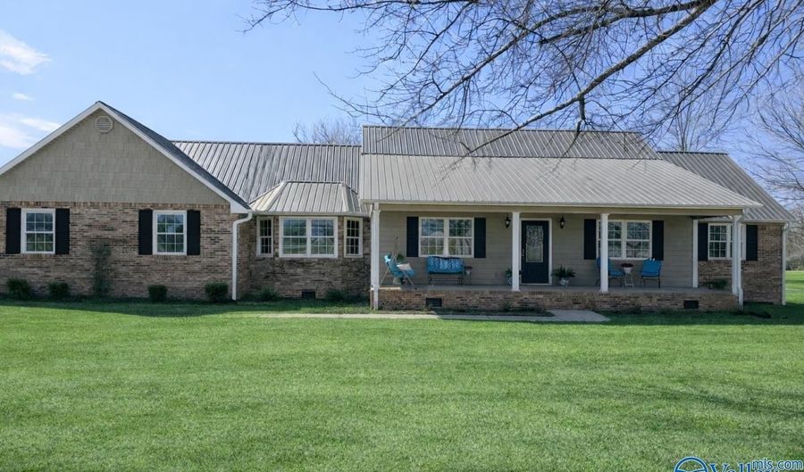 1526 Needmore Rd, Albertville, AL 35950 - 3 Beds, 2 Bath