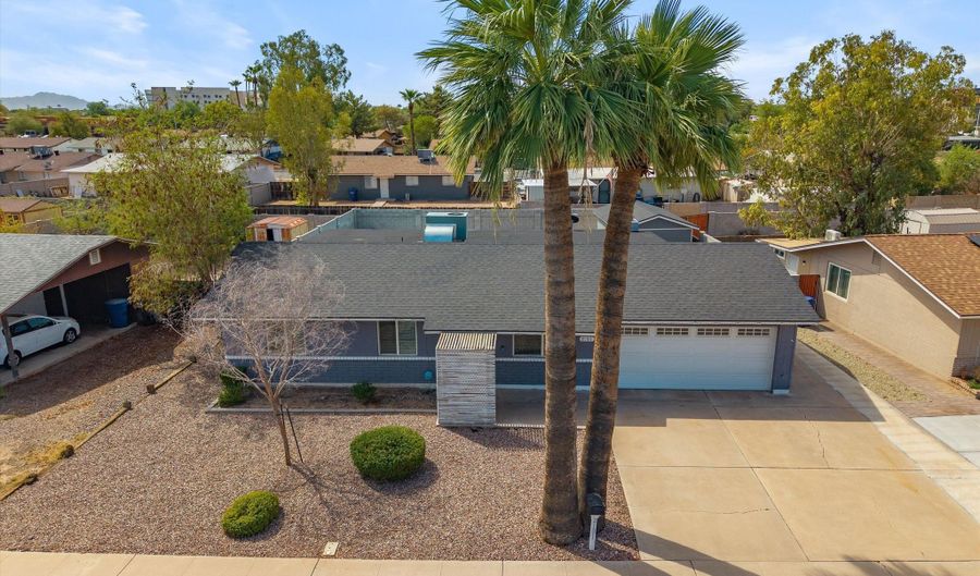 2101 W BOSTON St, Chandler, AZ 85224 - 3 Beds, 2 Bath