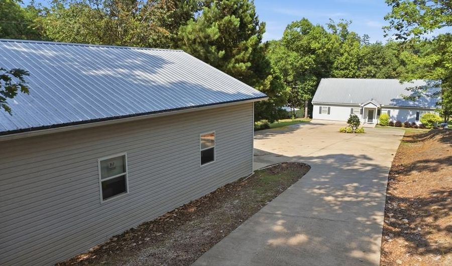 671 Englewood Dr, Abbeville, AL 36310 - 3 Beds, 2 Bath