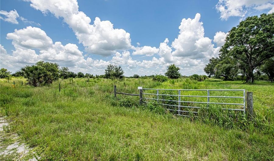 SW HULL AVENUE, Arcadia, FL 34269 - 0 Beds, 0 Bath