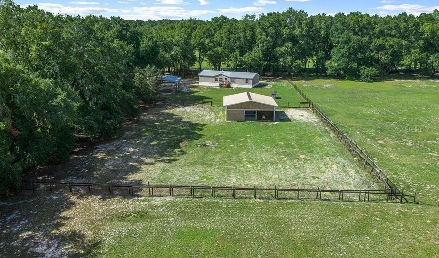 3551 NE 120TH St, Anthony, FL 32617 - 3 Beds, 2 Bath