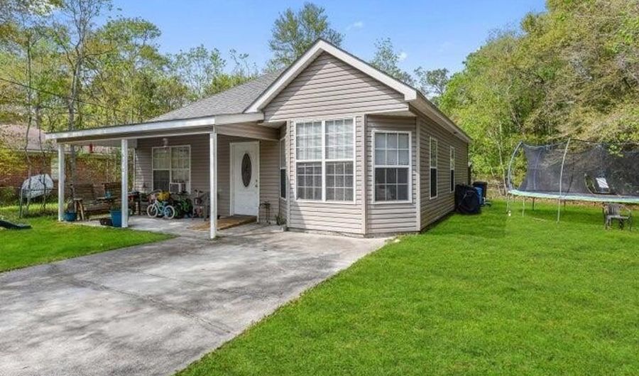 6118 E Benton St, Bay St. Louis, MS 39520 - 3 Beds, 2 Bath