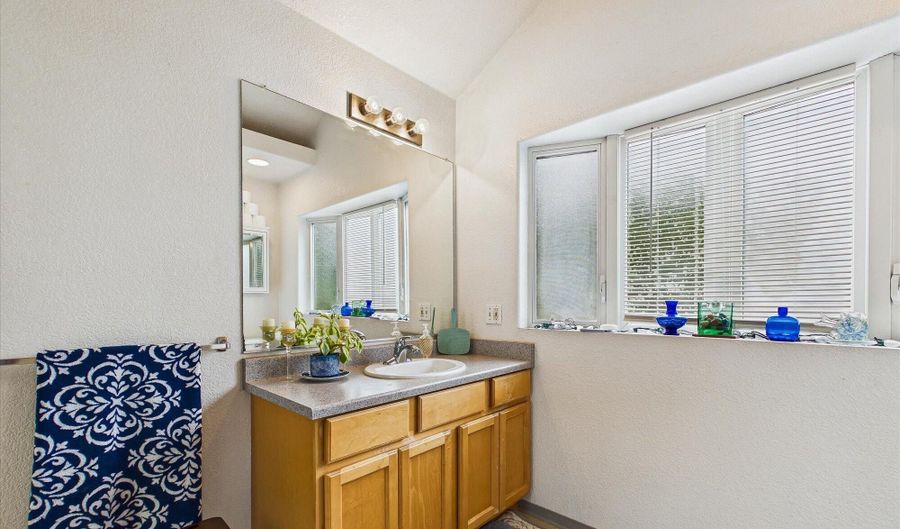 444 Tanglewood Rd, Arcata, CA 95521 - 3 Beds, 2 Bath