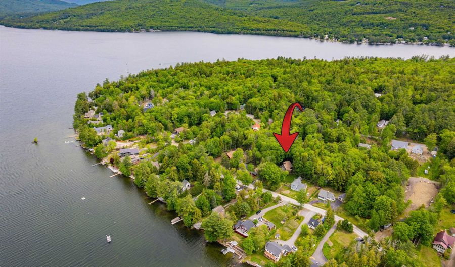 114 Shore Dr N, Bridgewater, NH 03222 - 3 Beds, 2 Bath