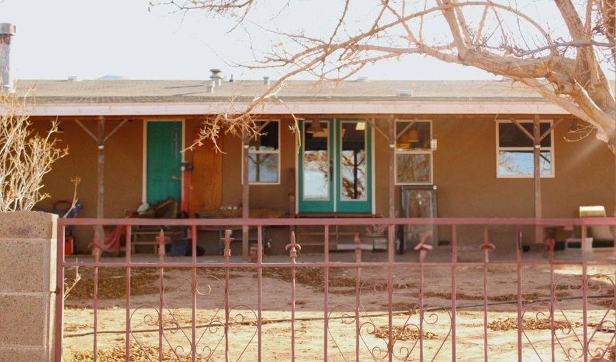 114 Oliver Rd, Alamogordo, NM 88310 - 0 Beds, 3 Bath