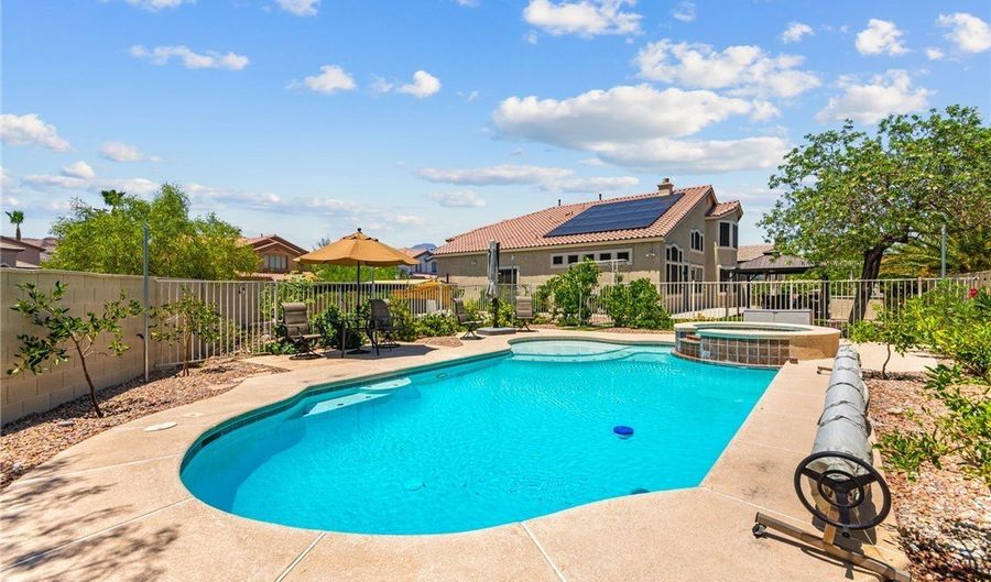 2892 Jamie Rose St, Las Vegas, NV 89135 - 5 Beds, 3 Bath