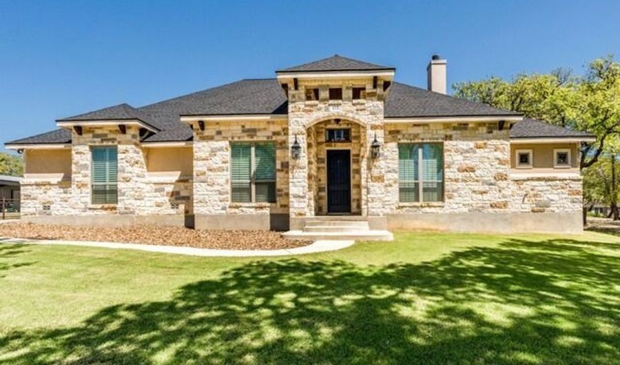 173 Hidden Pond, Adkins, TX 78101 - 4 Beds, 3 Bath